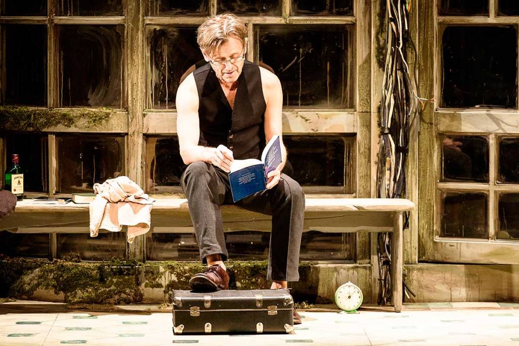 Mikhail Baryshnikov in "Brodsky/Baryshnikov" play