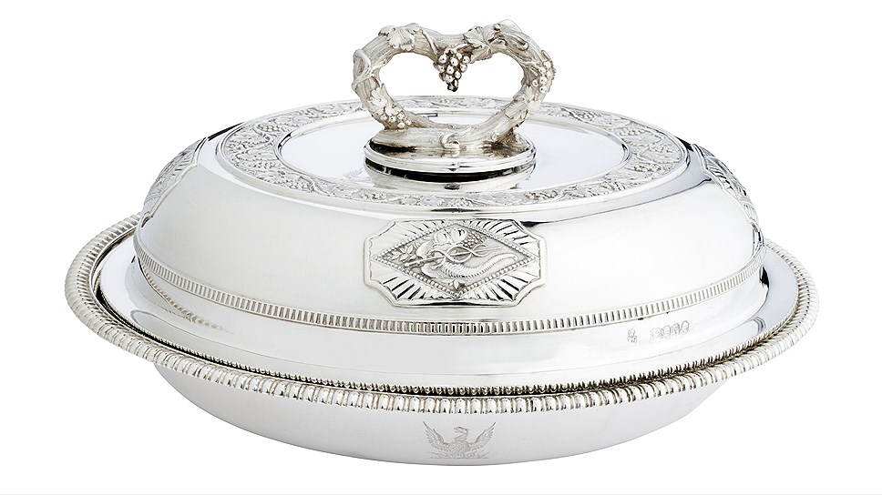Garrard Silver Dish – Photo: Courtesy of Garrard