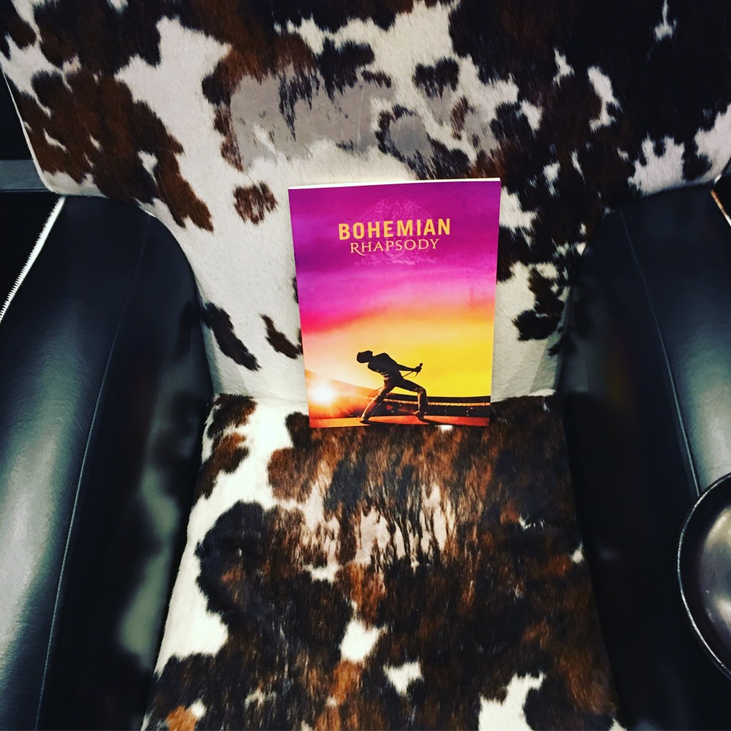 Watching teaser clips from Bohemian Rhapsody before the Rami Malek interview within the promotional tour in London, in July 2018 / Photo by Kristina Moskalenko