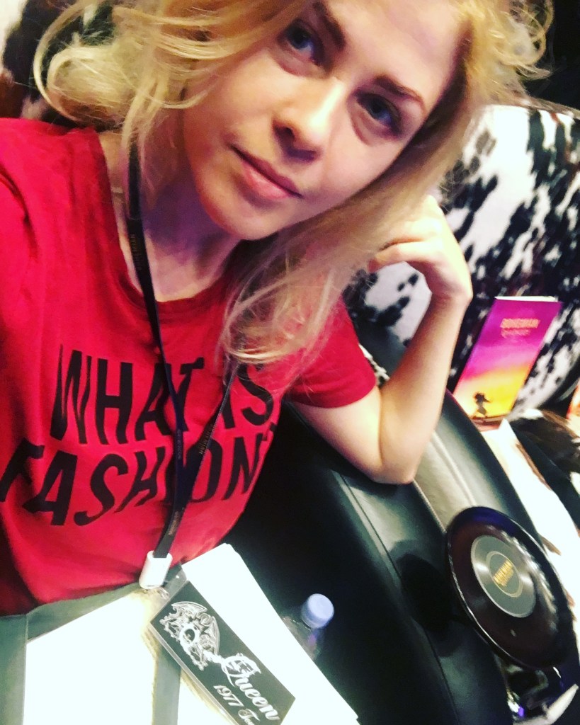 Watching teaser clips from Bohemian Rhapsody before the Rami Malek interview within the promotional tour in London, in July 2018 / Photo by Kristina Moskalenko